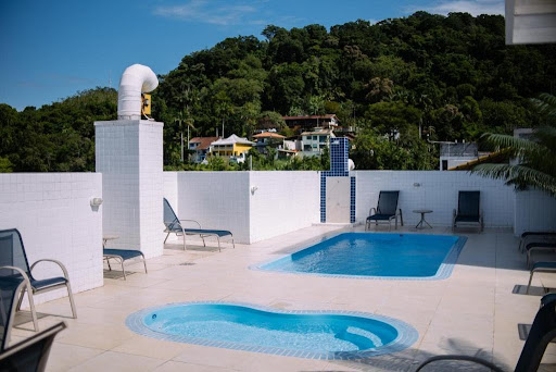 piscinasafira (1).jpg - 2