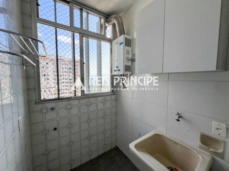 Conheça IMG_3700 do imóvel - EXCELENTE APARTAMENTO COM 2 QUARTOS, SENDO 1 SUÍTE PARA ALUGAR NA BARRA DA TIJUCA - PARQUE DAS ROSAS - AP1144 - 11 IMG_3700 - 11