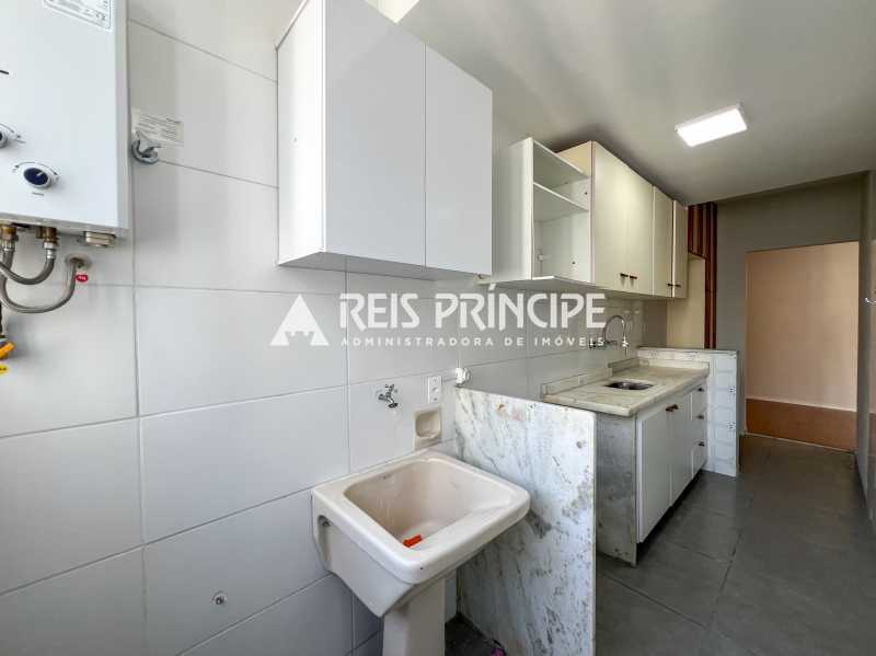 Conheça IMG_3701 do imóvel - EXCELENTE APARTAMENTO COM 2 QUARTOS, SENDO 1 SUÍTE PARA ALUGAR NA BARRA DA TIJUCA - PARQUE DAS ROSAS - AP1144 - 10 IMG_3701 - 10