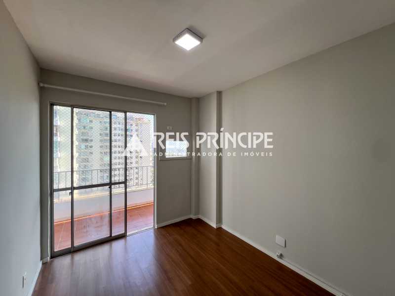 Conheça IMG_3662 do imóvel - EXCELENTE APARTAMENTO COM 2 QUARTOS, SENDO 1 SUÍTE PARA ALUGAR NA BARRA DA TIJUCA - PARQUE DAS ROSAS - AP1144 - 13 IMG_3662 - 13
