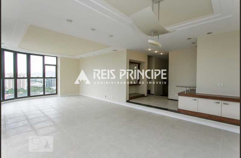 Conheça WhatsApp Image 2026-07-20 at 1 do imóvel - APARTAMENTO DUPLEX COM 3 SUÍTES PARA ALUGAR NA BARRA DA TIJUCA - AD0020 - 3 WhatsApp Image 2026-07-20 at 1 - 3