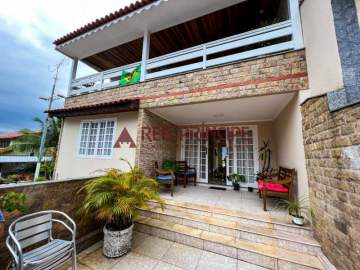 Imperdível - CASA TRÍPLEX 4 QUARTOS PARA VENDA NO ANIL - CA0355
