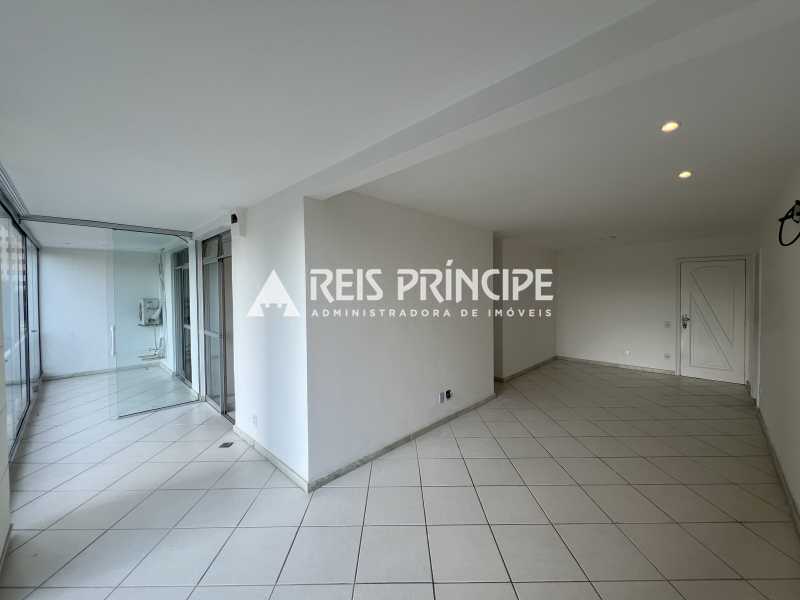 Conheça IMG_4475 do imóvel - EXCELENTE APARTAMENTO 2 QUARTOS, SENDO 1 SUÍTE PARA ALUGAR NA BARRA DA TIJUCA | PARQUE DAS ROSAS - AP1983 - 6 IMG_4475 - 6