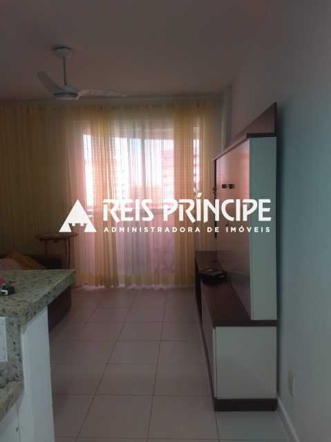 3197_G1717510970 - 4