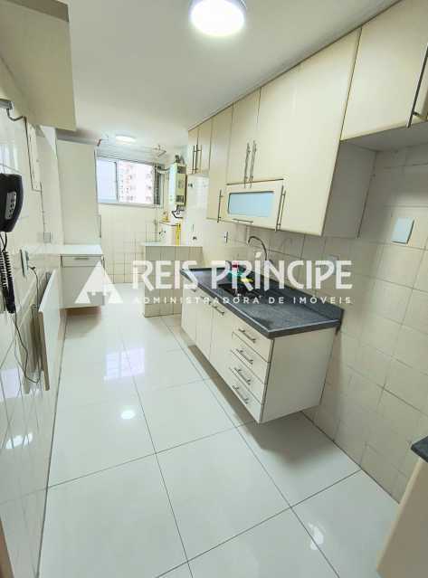 Conheça WhatsApp Image 2024-10-22 at 1 do imóvel - EXCELENTE APARTAMENTO 2 QUARTOS PARA ALUGAR NA BARRA DA TIJUCA | JÓIA DA BARRA - AP3017 - 4 WhatsApp Image 2024-10-22 at 1 - 4