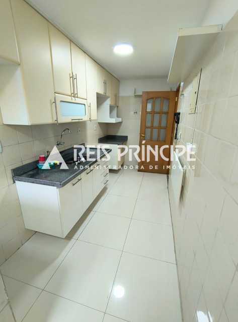 Conheça WhatsApp Image 2024-10-22 at 1 do imóvel - EXCELENTE APARTAMENTO 2 QUARTOS PARA ALUGAR NA BARRA DA TIJUCA | JÓIA DA BARRA - AP3017 - 5 WhatsApp Image 2024-10-22 at 1 - 5