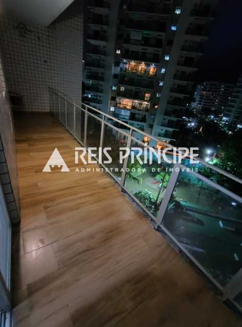 Conheça WhatsApp Image 2024-10-22 at 1 do imóvel - EXCELENTE APARTAMENTO 2 QUARTOS PARA ALUGAR NA BARRA DA TIJUCA | JÓIA DA BARRA - AP3017 - 10 WhatsApp Image 2024-10-22 at 1 - 10