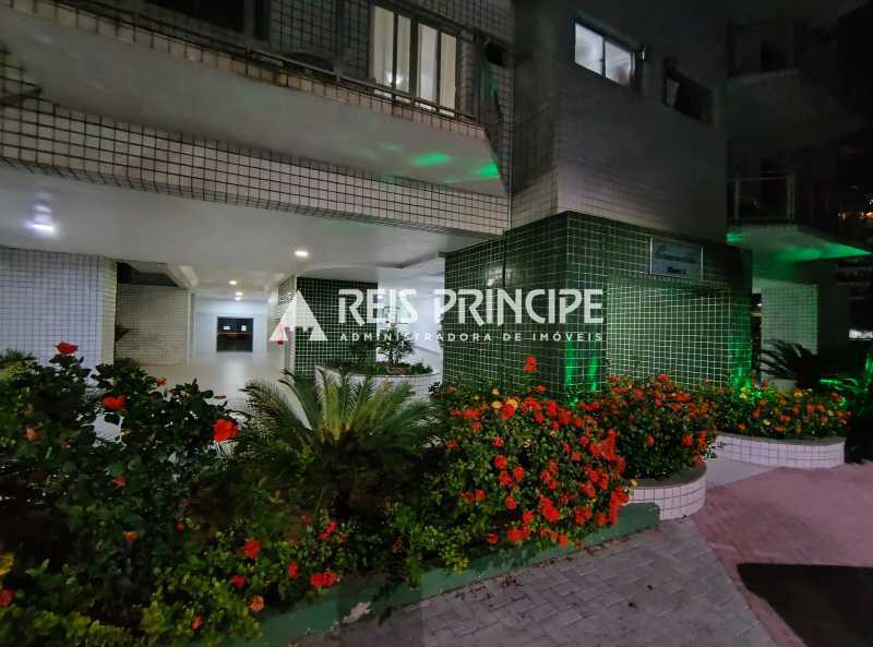 Conheça WhatsApp Image 2024-10-22 at 1 do imóvel - EXCELENTE APARTAMENTO 2 QUARTOS PARA ALUGAR NA BARRA DA TIJUCA | JÓIA DA BARRA - AP3017 - 17 WhatsApp Image 2024-10-22 at 1 - 17