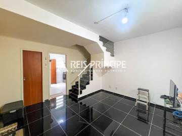 Ótima localização - ÓTIMA CASA DUPLEX COM 2 QUARTOS SENDO 1 SUÍTE PARA VENDA NO PECHINCHA - CA0594