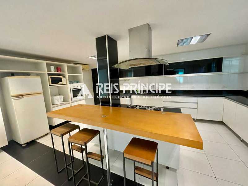 WhatsApp Image 2025-04-04 at 1 - 9