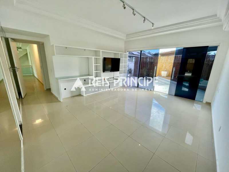 WhatsApp Image 2025-04-04 at 1 - 14