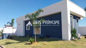 Ótima localização - MARAVILHOSA CASA DUPLEX COM 3 QUARTOS SENDO 1 SUÍTE PARA VENDA EM MARICÁ - CA0605