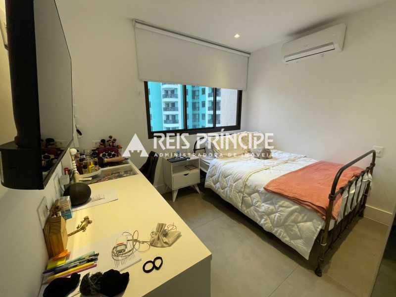 Conheça WhatsApp Image 2025-06-11 at 1 do imóvel - EXCELENTE APARTAMENTO 3 QUARTOS NA BARRA DA TIJUCA - AP3148 - 12 WhatsApp Image 2025-06-11 at 1 - 12