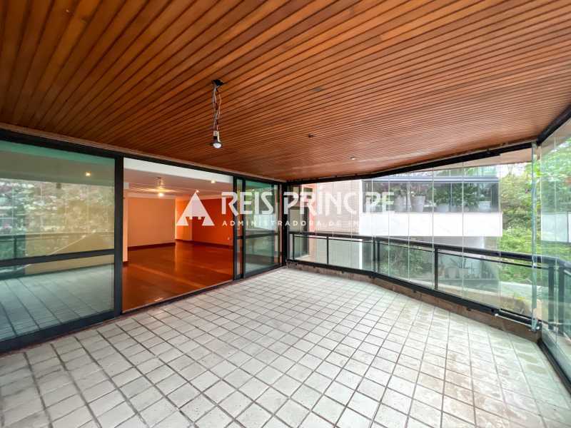 Conheça IMG_2247 do imóvel - EXCELENTE APARTAMENTO COM 3 SUÍTES PARA VENDA NA BARRA DA TIJUCA | JARDIM OCEÂNICO - AP3183 - 8 IMG_2247 - 8