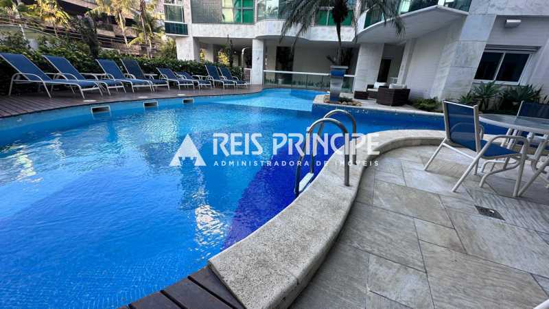 WhatsApp Image 2025-10-04 at 1 - 23