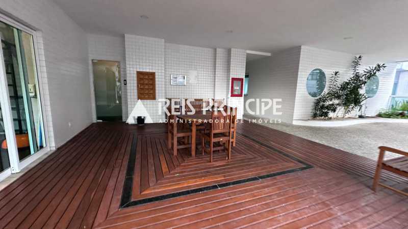 WhatsApp Image 2025-10-04 at 1 - 17