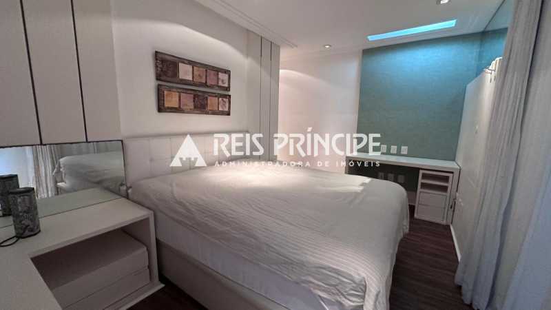 WhatsApp Image 2025-10-04 at 1 - 12