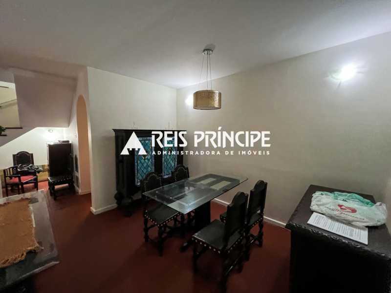 WhatsApp Image 2025-10-10 at 1 - 11