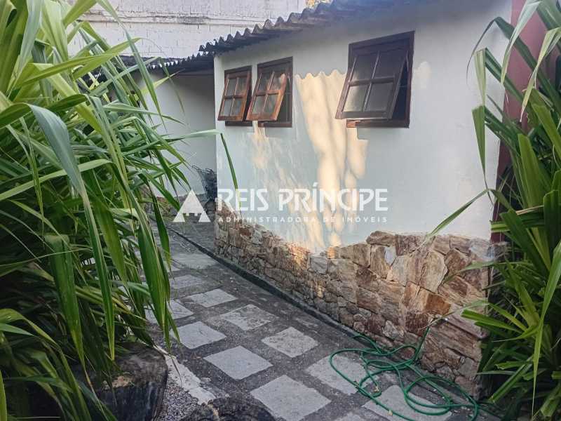 WhatsApp Image 2025-10-08 at 1 - 2