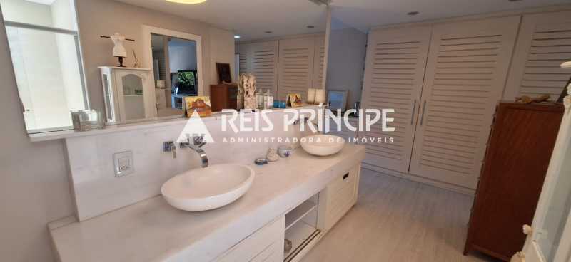 WhatsApp Image 2025-10-13 at 1 - 14