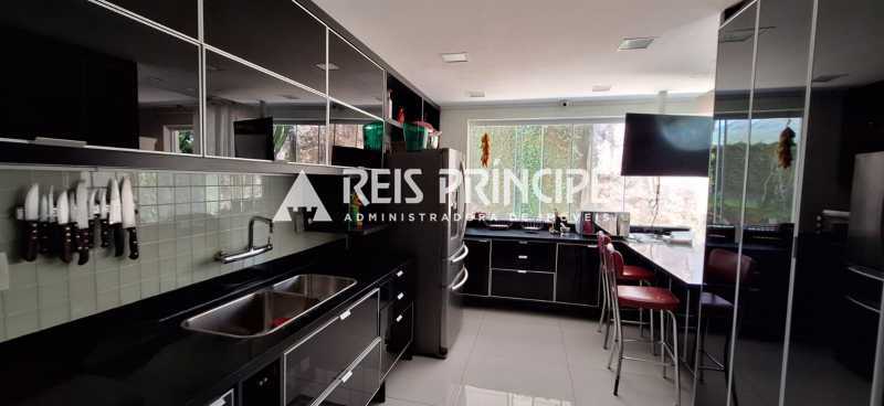 WhatsApp Image 2025-10-13 at 1 - 23