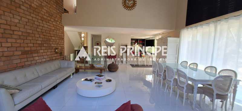 WhatsApp Image 2025-10-13 at 1 - 10