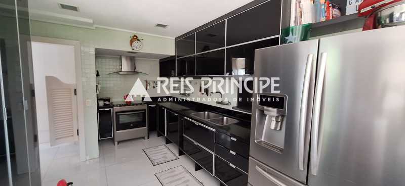 WhatsApp Image 2025-10-13 at 1 - 24