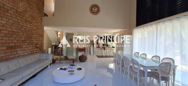 WhatsApp Image 2025-10-13 at 1 - 11