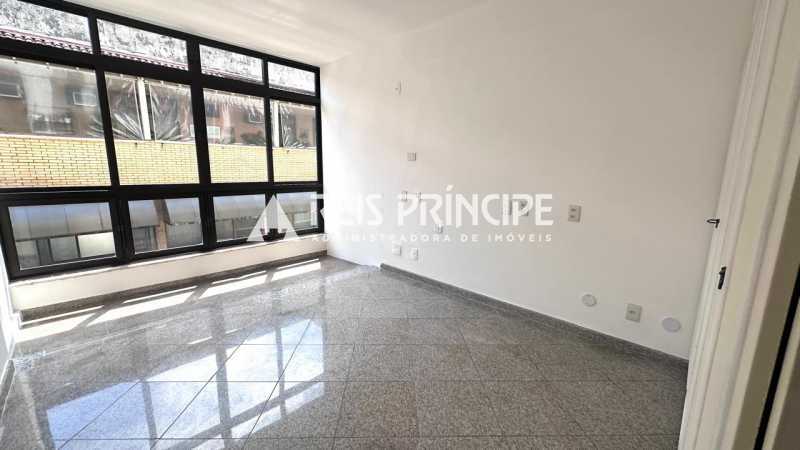 WhatsApp Image 2025-10-15 at 0 - 18