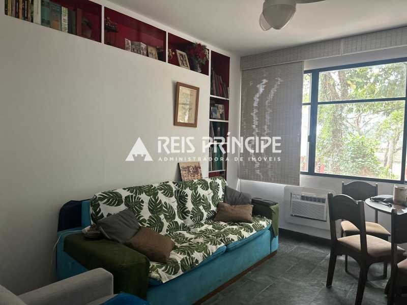 Conheça WhatsApp Image 2025-10-16 at 1 do imóvel - APARTAMENTO COM 1 QUARTO PARA VENDA E /OU LOCAÇÃO NA BARRA DA TIJUCA - AP3232 - 3 WhatsApp Image 2025-10-16 at 1 - 3