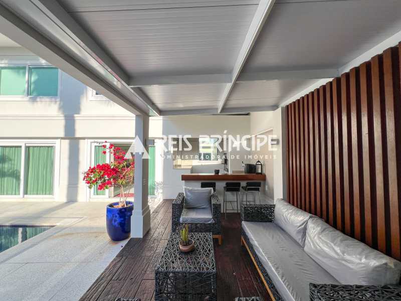 Conheça IMG_7470 do imóvel - CASA DUPLEX À VENDA NA BARRA DA TIJUCA | JARDIM MARAPENDI - CA0660 - 17 IMG_7470 - 17