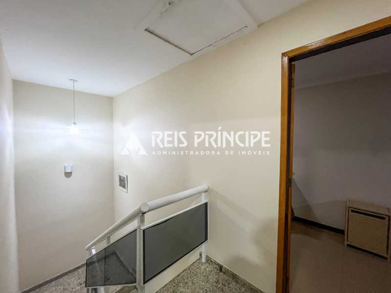 Conheça IMG_7644 do imóvel - EXCELENTE CASA TRIPLEX COM 4 SUÍTES PARA VENDA NA BARRA DA TIJUCA - CA0661 - 19 IMG_7644 - 19