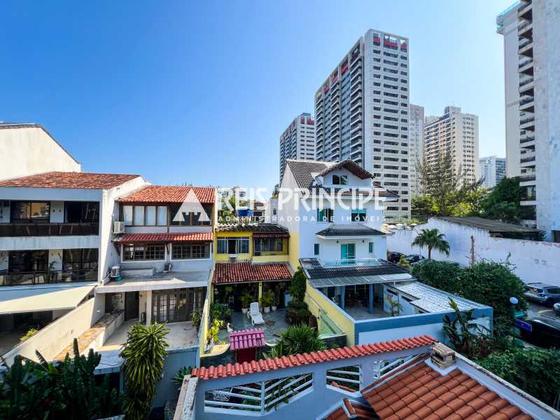 Conheça IMG_7653 do imóvel - EXCELENTE CASA TRIPLEX COM 4 SUÍTES PARA VENDA NA BARRA DA TIJUCA - CA0661 - 30 IMG_7653 - 30