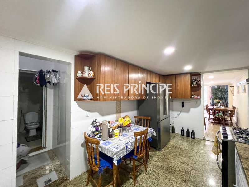 Conheça IMG_7666 do imóvel - EXCELENTE CASA TRIPLEX COM 4 SUÍTES PARA VENDA NA BARRA DA TIJUCA - CA0661 - 29 IMG_7666 - 29