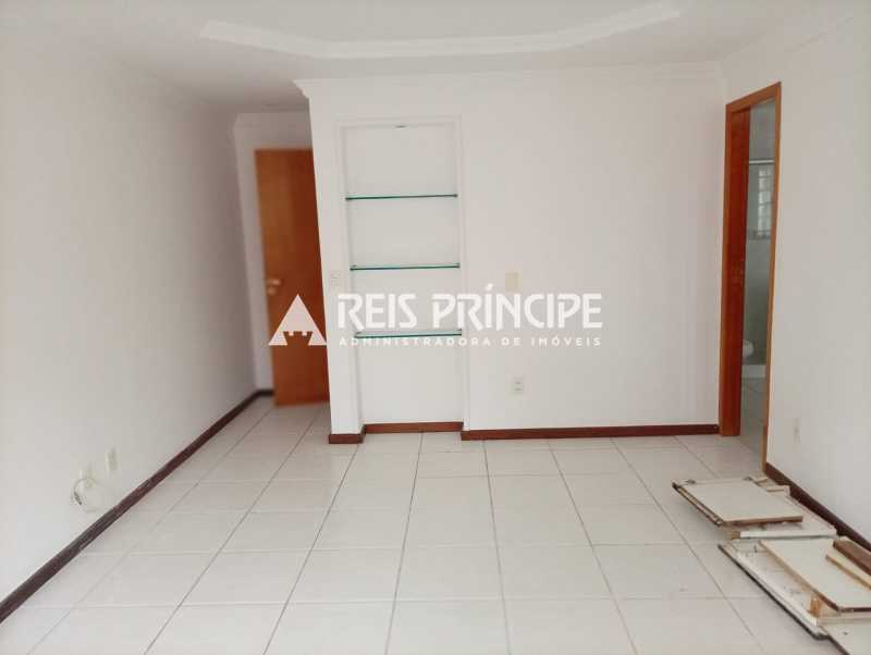 Conheça WhatsApp Image 2025-11-14 at 1 do imóvel - ÓTIMA COBERTURA DUPLEX 3 QUARTOS PARA ALUGAR NO RECREIO DOS BANDEIRANTES - CO0250 - 12 WhatsApp Image 2025-11-14 at 1 - 12