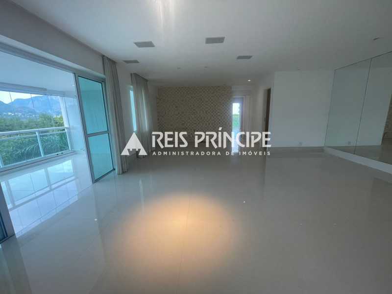 WhatsApp Image 2025-11-17 at 1 - 3