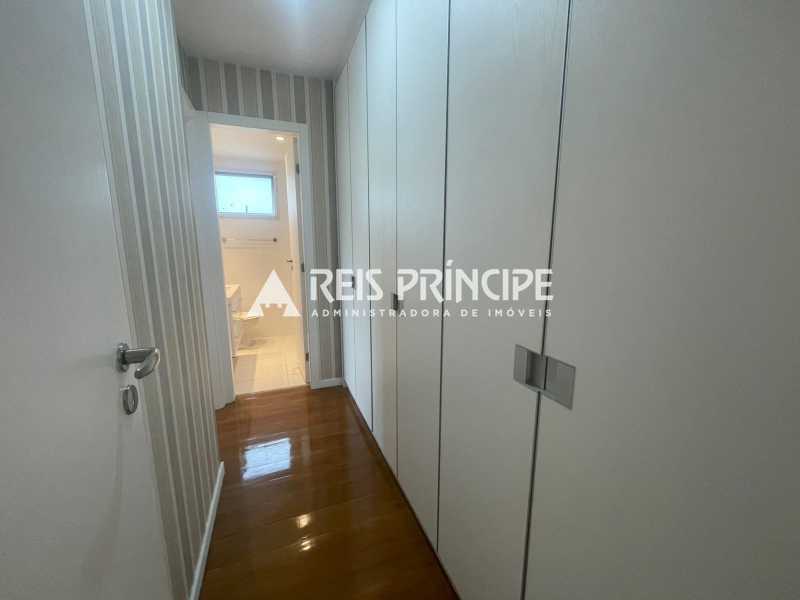 WhatsApp Image 2025-11-17 at 1 - 8