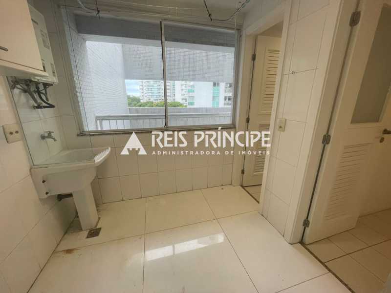 WhatsApp Image 2025-11-17 at 1 - 17