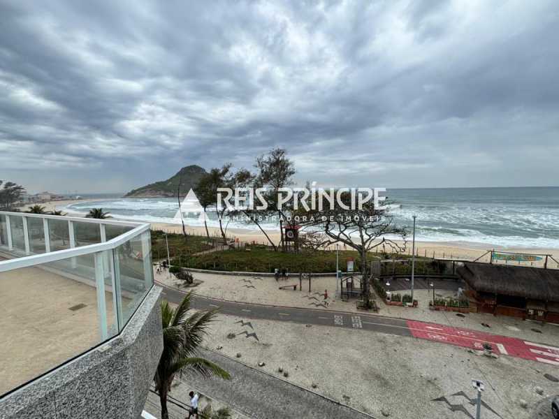 Conheça WhatsApp Image 2025-11-28 at 1 do imóvel - ÓTIMA COBERTURA COM 4 SUÍTES PARA ALUGAR NO RECREIO - CO0251 - 27 WhatsApp Image 2025-11-28 at 1 - 27