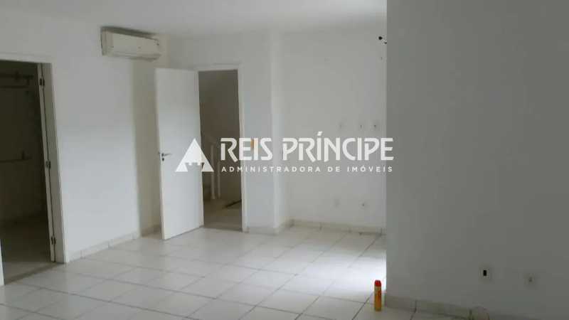 WhatsApp Image 2025-12-02 at 1 - 5