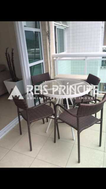 WhatsApp Image 2025-12-05 at 1 - 3