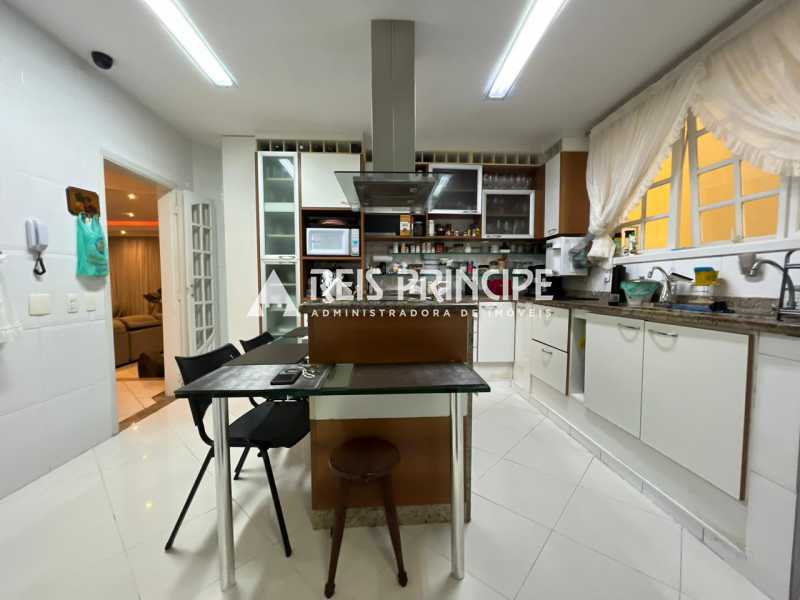 WhatsApp Image 2025-12-16 at 0 - 7