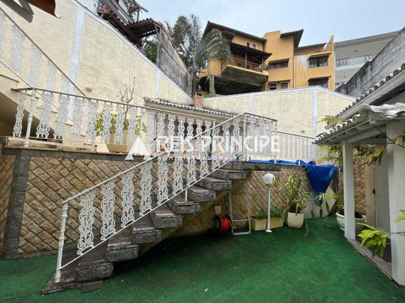 WhatsApp Image 2025-12-16 at 0 - 30