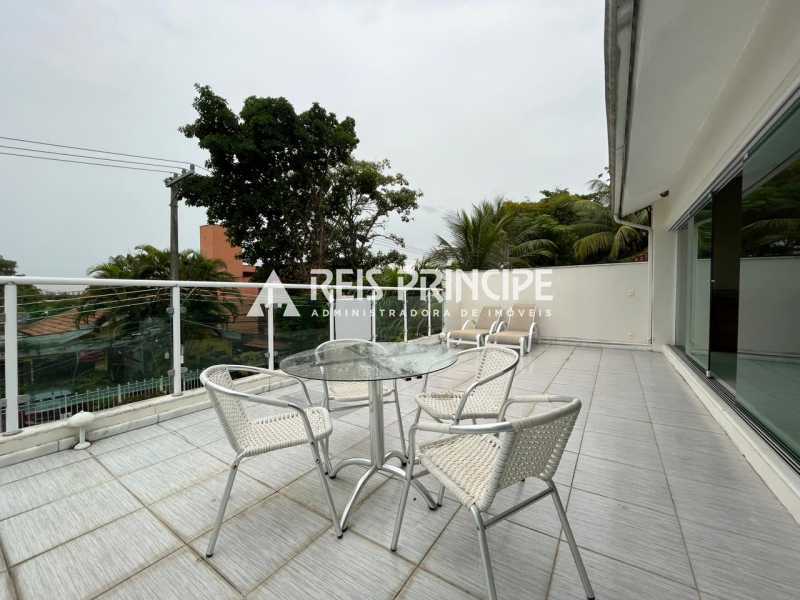 WhatsApp Image 2025-12-16 at 0 - 24