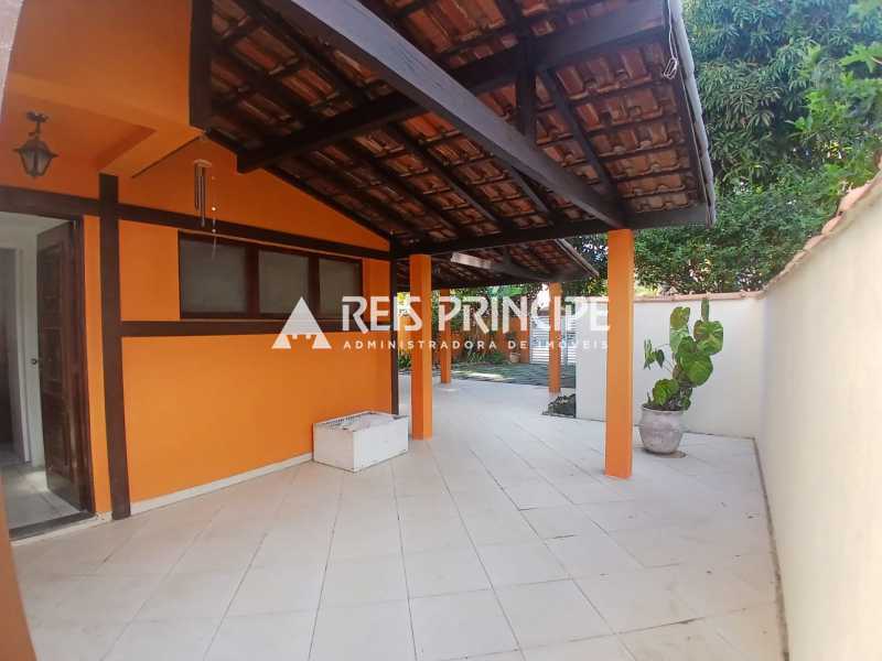 Conheça WhatsApp Image 2025-12-17 at 1 do imóvel - OTIMA CASA DUPLEX 5 QUARTOS, SENDO 2 SUÍTES PARA ALUGAR NA BARRA DA TIJUCA - CA0682 - 6 WhatsApp Image 2025-12-17 at 1 - 6