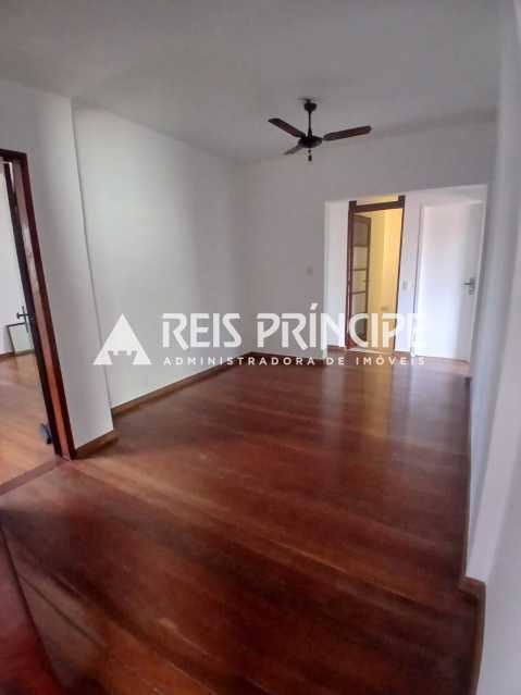 Conheça WhatsApp Image 2025-12-17 at 1 do imóvel - OTIMA CASA DUPLEX 5 QUARTOS, SENDO 2 SUÍTES PARA ALUGAR NA BARRA DA TIJUCA - CA0682 - 11 WhatsApp Image 2025-12-17 at 1 - 11