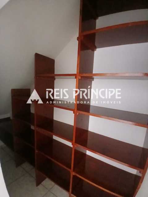 Conheça WhatsApp Image 2025-12-17 at 1 do imóvel - OTIMA CASA DUPLEX 5 QUARTOS, SENDO 2 SUÍTES PARA ALUGAR NA BARRA DA TIJUCA - CA0682 - 20 WhatsApp Image 2025-12-17 at 1 - 20