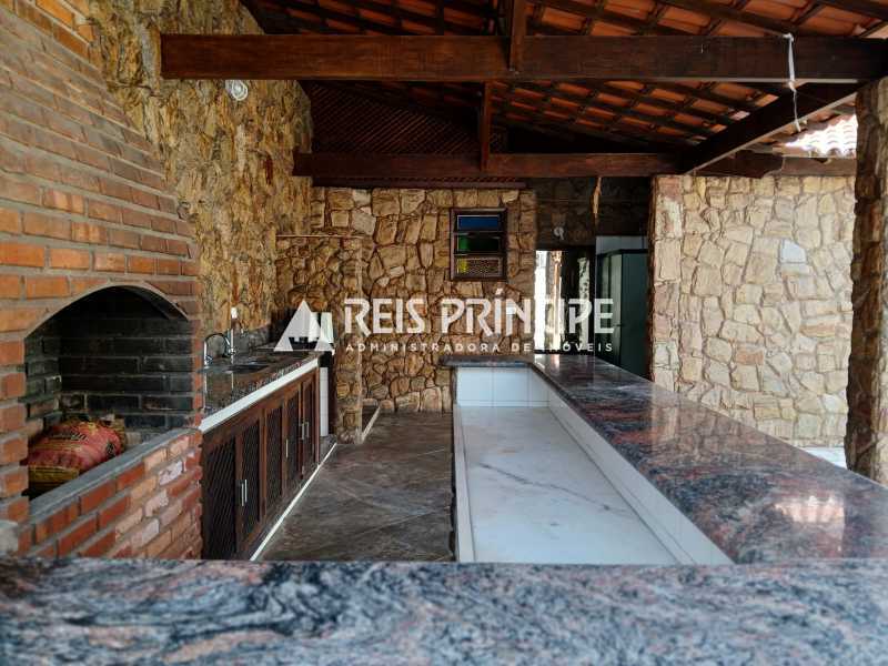 Conheça WhatsApp Image 2025-12-17 at 1 do imóvel - OTIMA CASA DUPLEX 5 QUARTOS, SENDO 2 SUÍTES PARA ALUGAR NA BARRA DA TIJUCA - CA0682 - 28 WhatsApp Image 2025-12-17 at 1 - 28