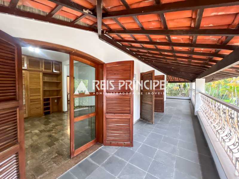 Conheça IMG_4690 do imóvel - EXCELENTE CASA DUPLEX 3 QUARTOS, SENDO 1 SUÍTE PARA ALUGAR NA BARRA DA TIJUCA - CA0696 - 23 IMG_4690 - 23