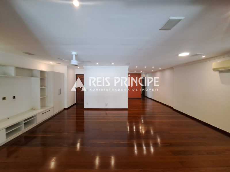 Conheça WhatsApp Image 2026-05-13 at 1 do imóvel - EXCELENTE APARTAMENTO 3 QUARTOS, SENDO 1 SUÍTE PARA ALUGAR NO JARDIM OCEÂNICO - AP3366 - 3 WhatsApp Image 2026-05-13 at 1 - 3